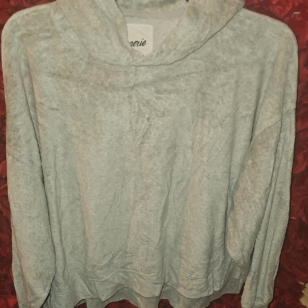 Aerie Women's Soft Velvet Feel Gray Hi Lo Crop Hoodie Size Small Some Pink Stain